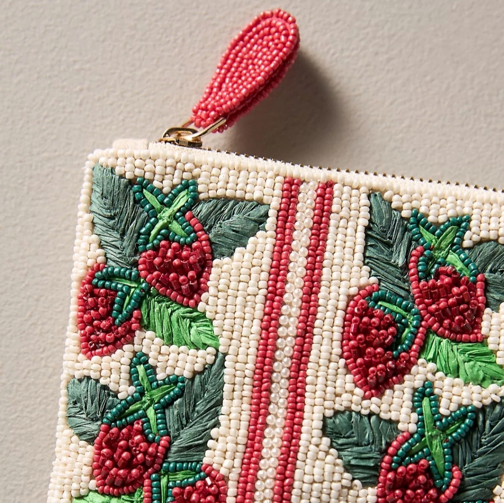 πΌ NWT Anthropologie beaded berry clutch - Picture 2 of 5